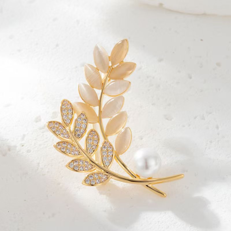Cat's Eye Leaf Brooch