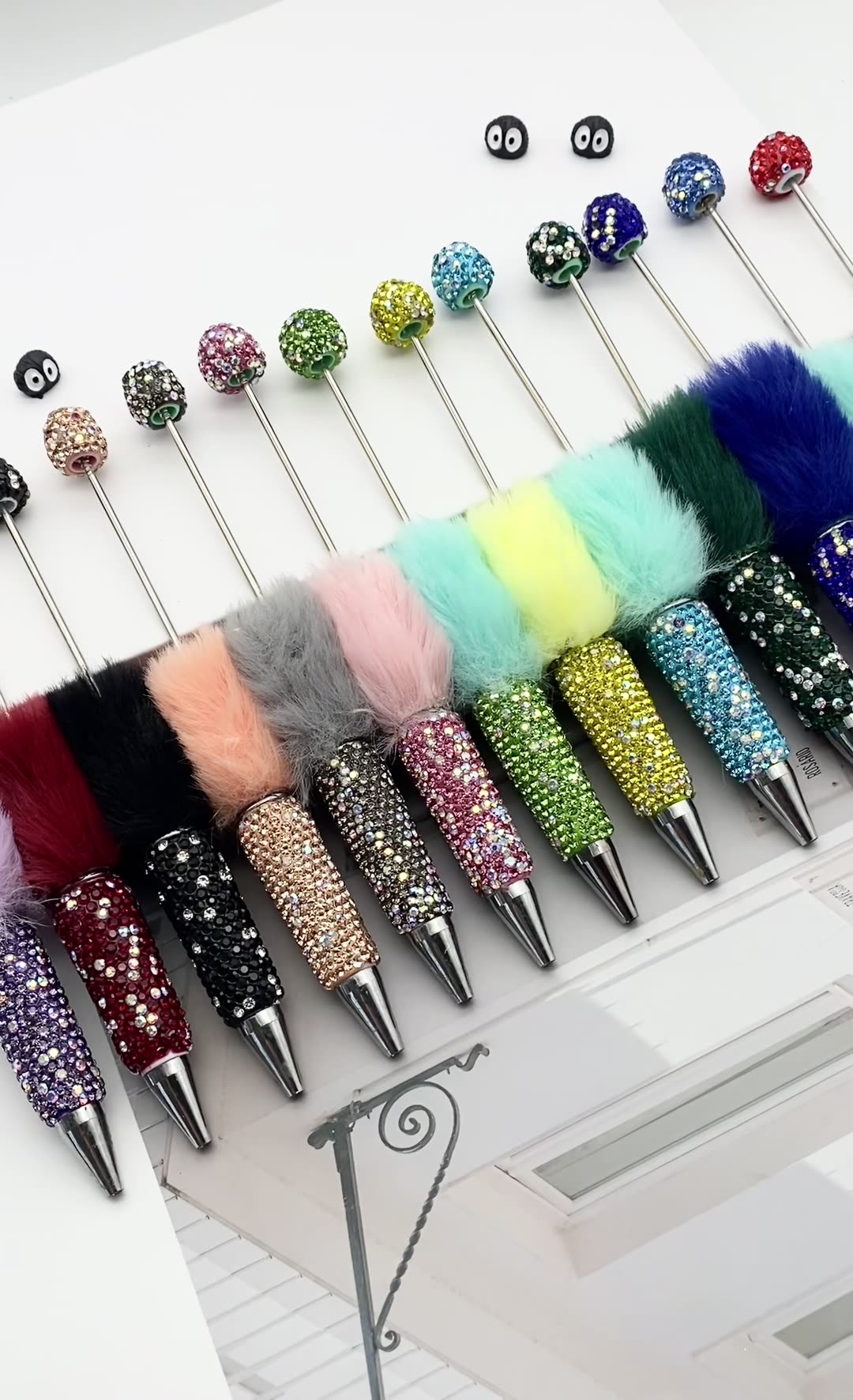 AB Pom-pom Full Diamond Beadble Pen