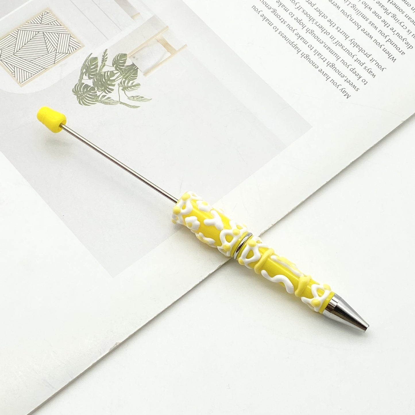 Cream Glue Hand-Drawn Beadble Pen