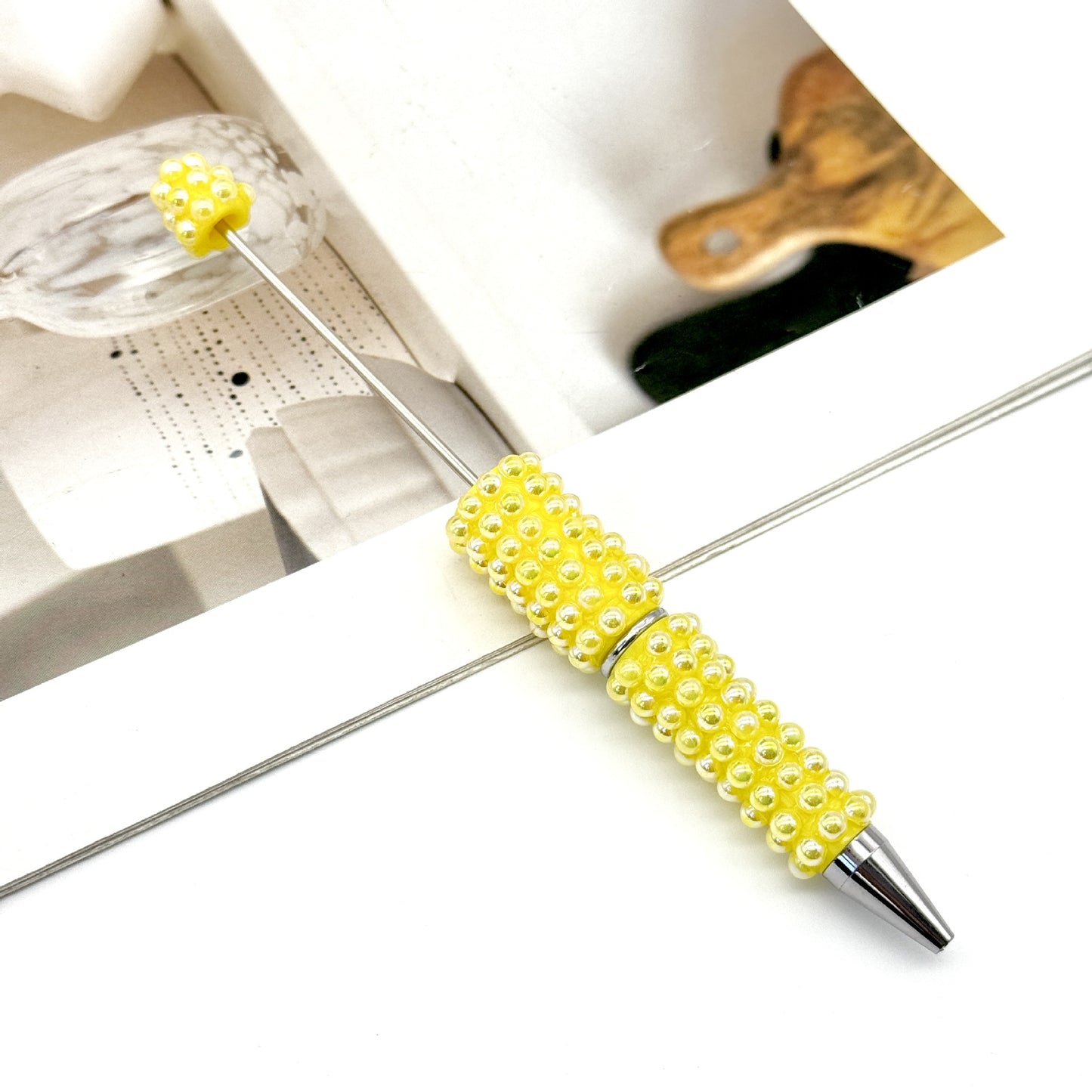 Pearl-encrusted Beadble Pen