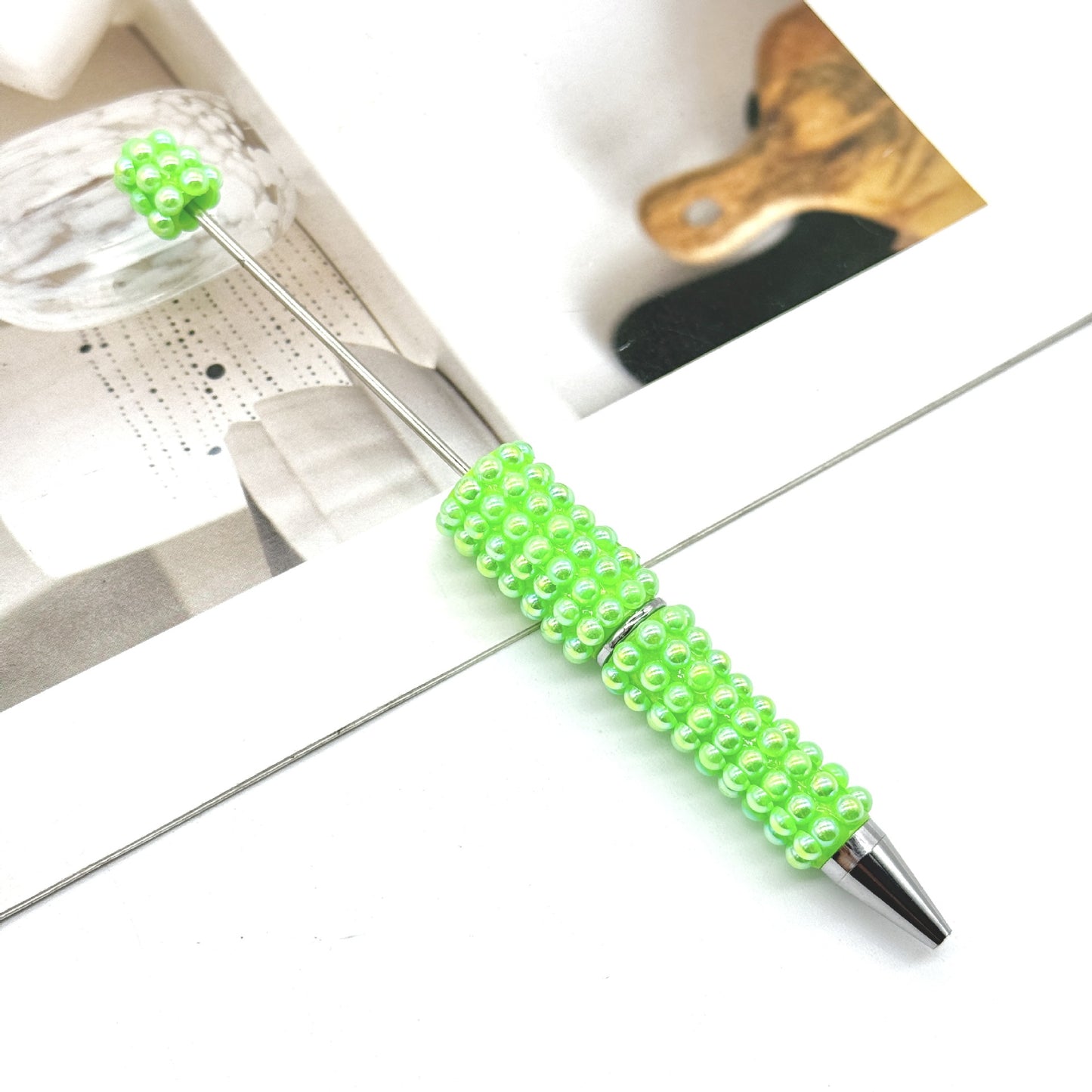 Pearl-encrusted Beadble Pen