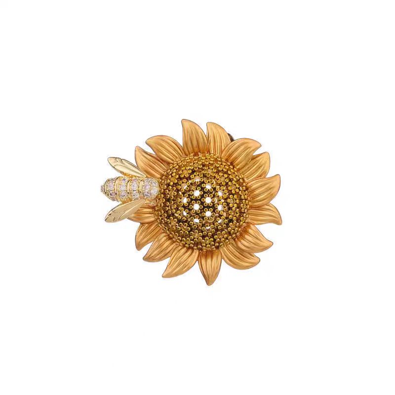 Bee Sunflower Brooch